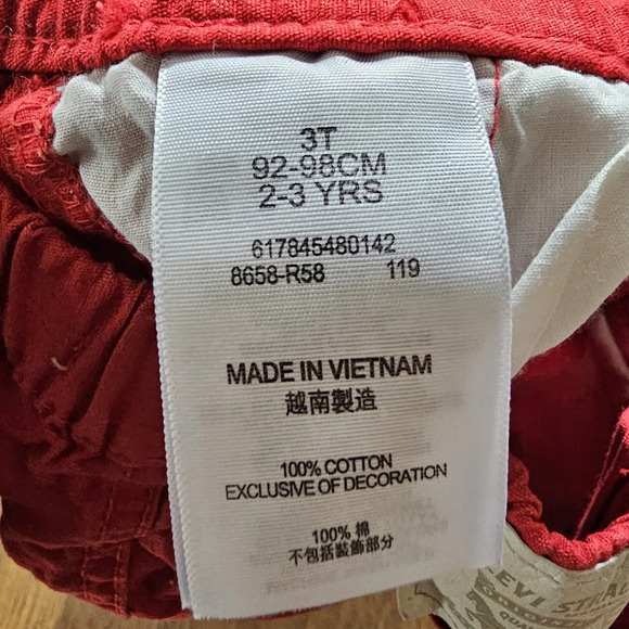 Levi's Red Cargo Shorts Size Boy's 3T - Picture 4 of 4